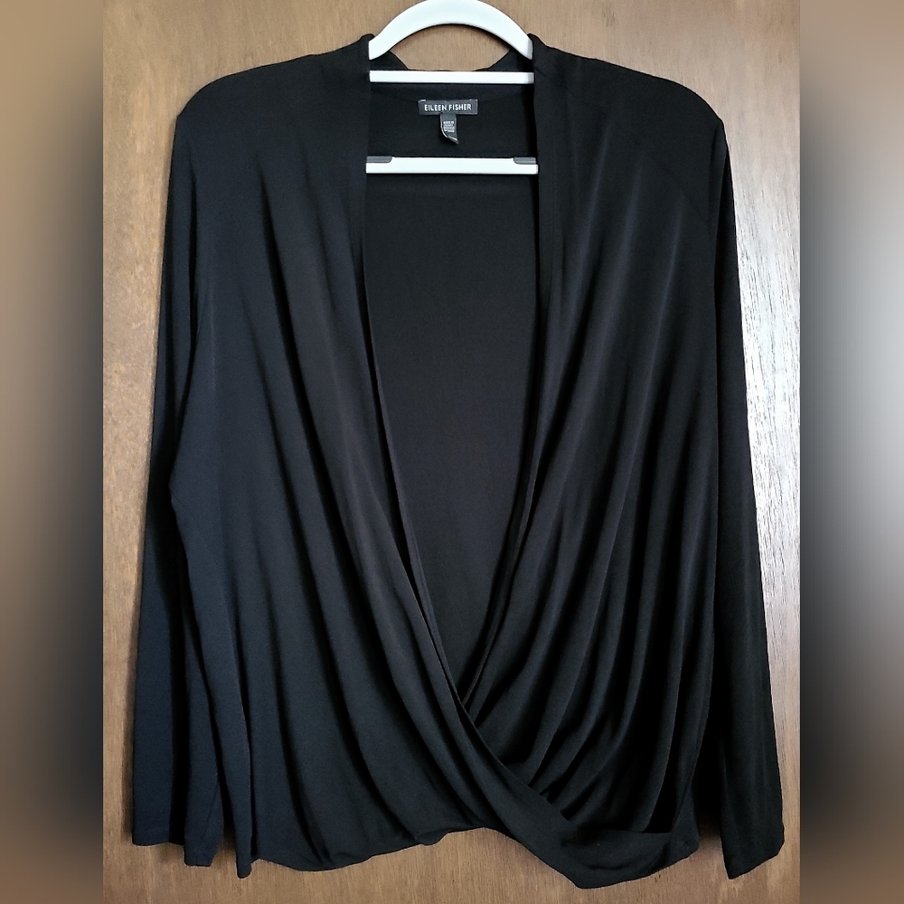 EUC Eileen Fisher 100% Silk Faux Wrap Blouse 🖤
